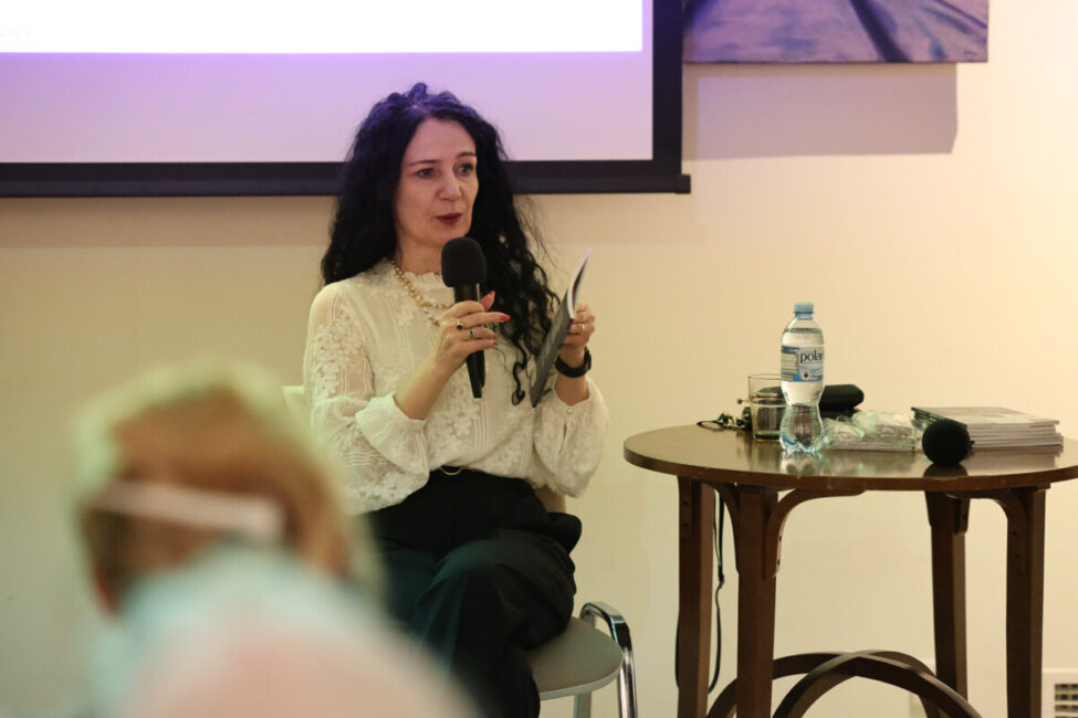 na zdjęciu wykładowca sutw